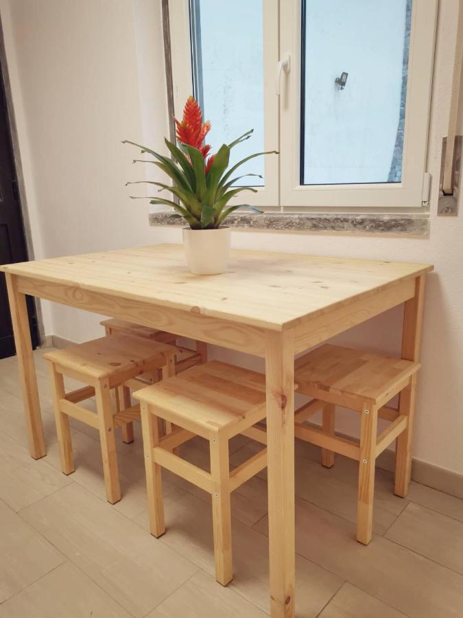 Small House With Private Park And Yard Terrugem Bagian luar foto